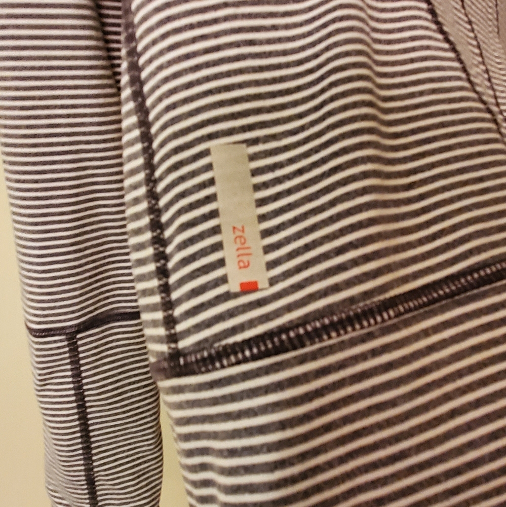 Zella Lightweight Zipper Hooded Jacket - Picture 6 of 6